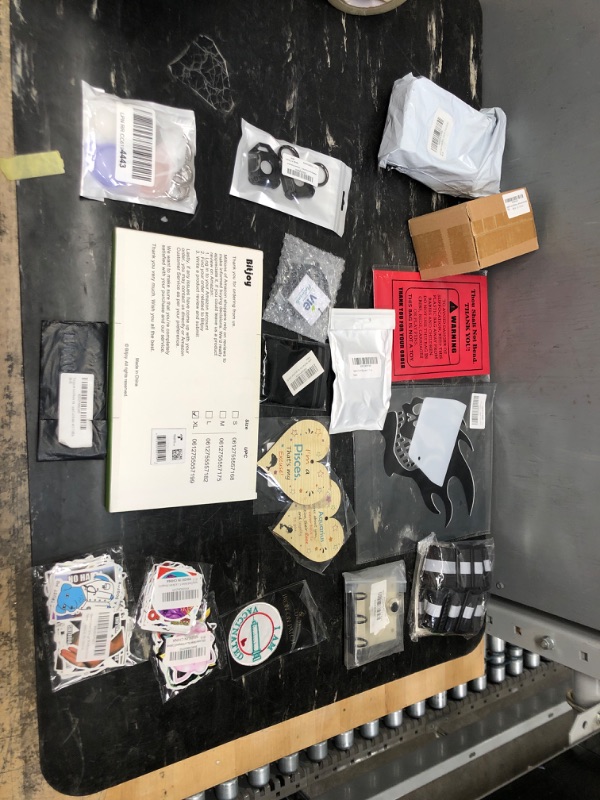 Photo 1 of miscellaneous 19 item bundle
