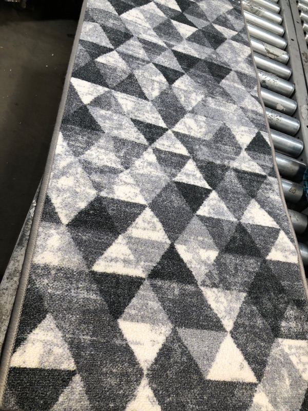 Photo 1 of 1'7 x 4'10  Ottohome Collection Non-Slip Rubberback Modern Medallion  Indoor Area Rug