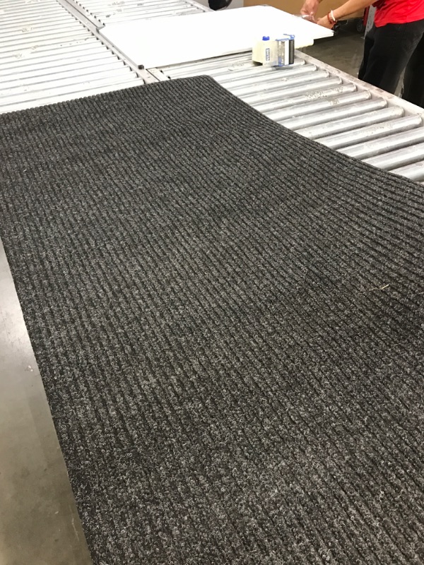 Photo 1 of 2'  7 1/2" X 6' AREA CARPET 