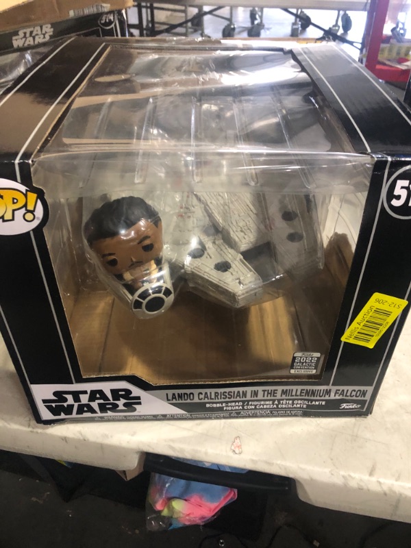 Photo 4 of Funko Pop! Ride Super Deluxe: Star Wars - Lando Calrissian in The Millenium Falcon (Shared Galactic Convention, Amazon Exclusive), Multicolor