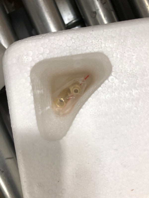 Photo 1 of VEVOR Refrigerant Recovery Tank - 30 lb. Capacity Recovery Tank with 2 Pcs ¼ to ½ Adaptor, Reusable Recovery Tank HVAC for All Refrigerant, High-Sealing ac Recovery Tank with Trace Amount of N? 2023 Elite Version 30lb Orange+Gray