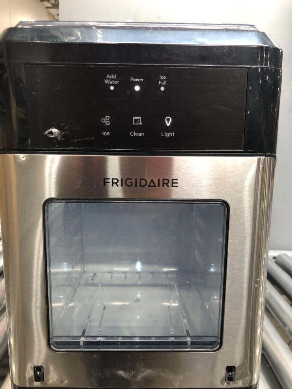 Photo 3 of **MINOR TEAR & WEAR**Frigidaire EFIC235-AMZ Countertop Crunchy Chewable Nugget Ice Maker, 44lbs per day, Self Cleaning Function