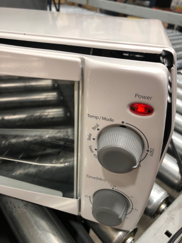 Photo 2 of **MINOR DAMAGE** COMFEE' Toaster Oven Countertop, 4-Slice, Compact Size, Easy to Control with Timer-Bake-Broil-Toast Setting, 1000W, White (CFO-BB102)
