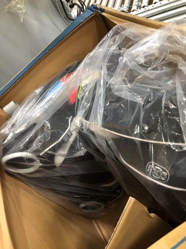 Photo 1 of 
Graco 4Ever DLX 4 in 1 Car Seat, Infant to Toddler Car Seat