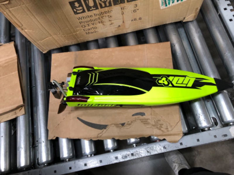 Photo 1 of Cheerwing 22" Large RC Racing Boats, Brushless Remote Control Boat 40 Km/h with LED Lights High Speed for Adults and Kids

