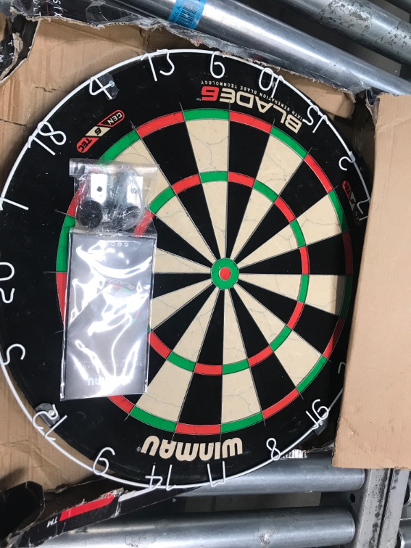 Photo 2 of Winmau Blade 5 and Blade 6 Bristle Dartboards Blade 6 Bristle Dartboard Dartboard