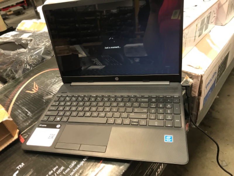 Photo 4 of HP 15.6" Laptop PC Intel N4000 2.6GHz 4GB RAM 500GB HDD DVD Writer Webcam Bluetooth HDMI Windows 10
