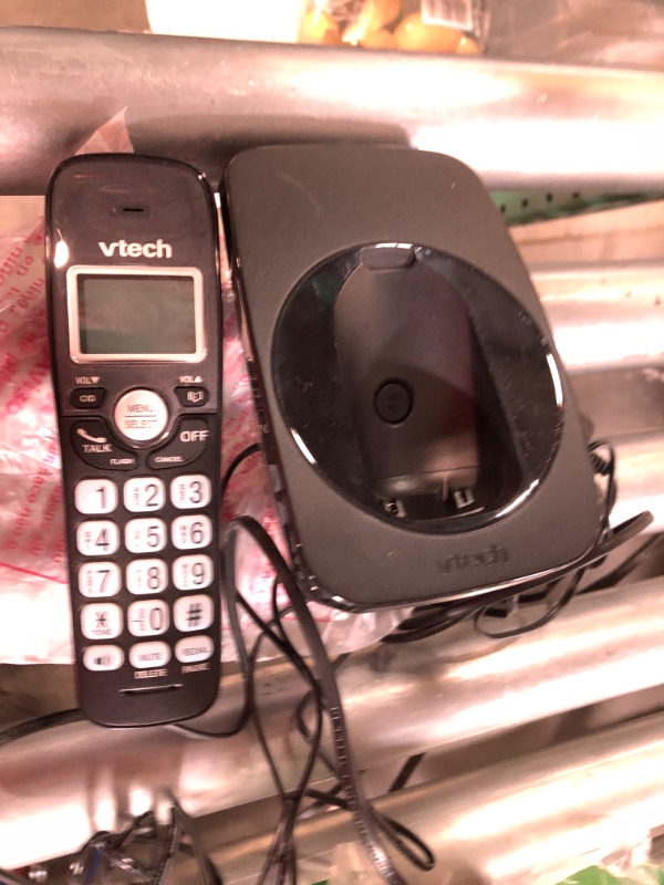 Photo 3 of VTech VG101-11 DECT 6.0 Cordless Phone Black