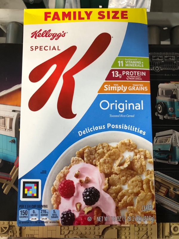 Photo 4 of Kellogg's Special K, Breakfast Cereal, Original, Made with Folic Acid, B Vitamins, and Iron, Value Size, 18oz Box(Pack of 6)