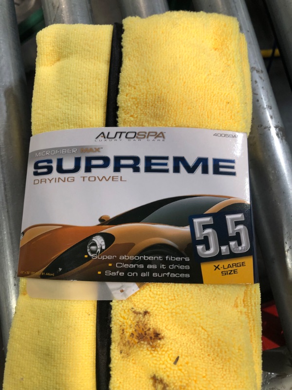 Photo 2 of Carrand 40059AS Microfiber MAX Supreme Deep Pile Fiber Drying Towel - 5.5 square ft.