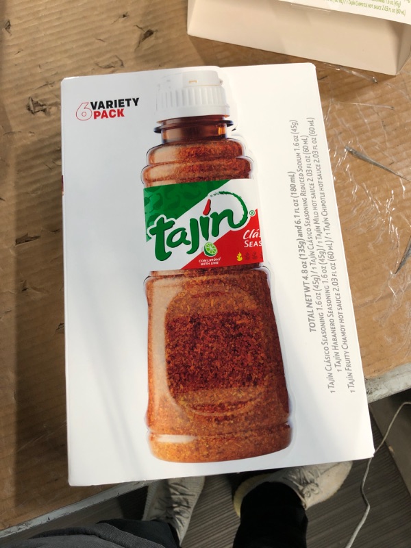 Photo 3 of Tajín Fan Pack - Variety Pack of 6 Blends Chili, Apricot, Habanero 1 Count (Pack of 1)