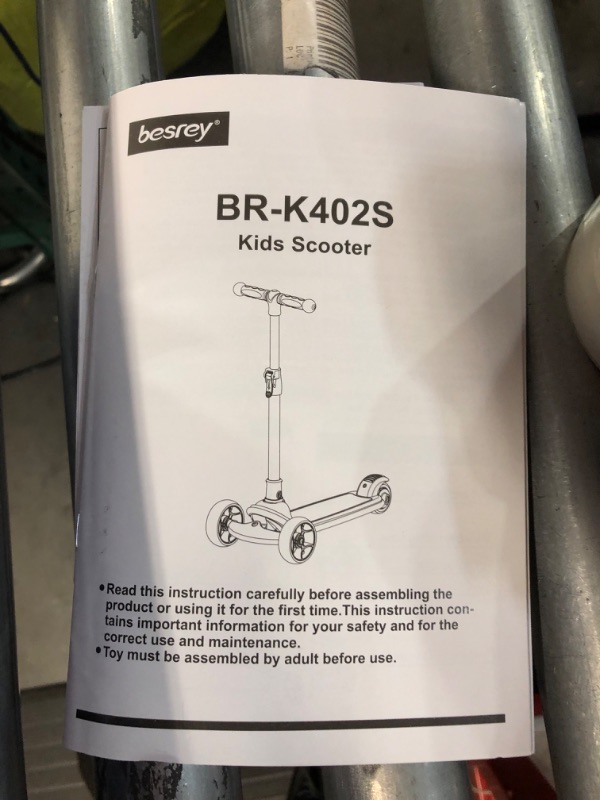 Photo 4 of besrey Kick Scooter for Kids 