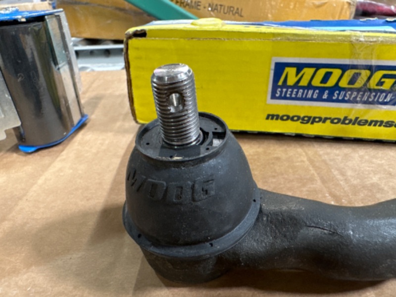 Photo 3 of MOOG ES3473 Steering Tie Rod End1018825731
