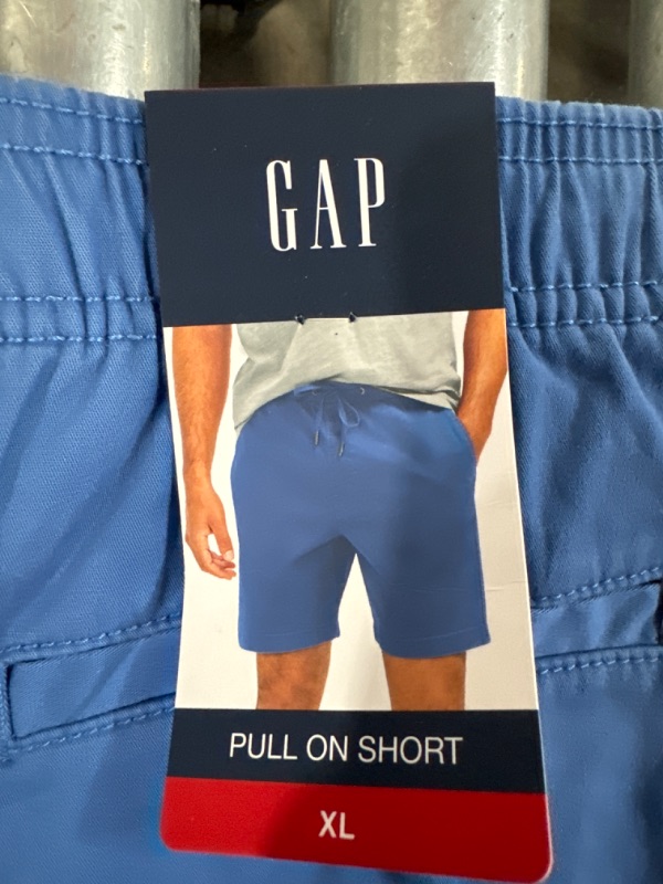 Photo 3 of blue gap shorts size: XL