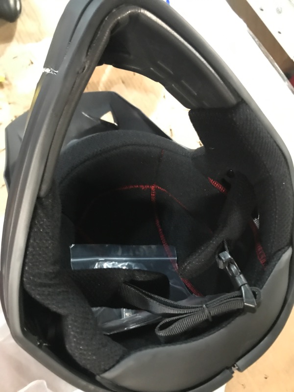 Photo 3 of [READ NOTES]
Bell Servo Adult BMX Helmet, Matte Black