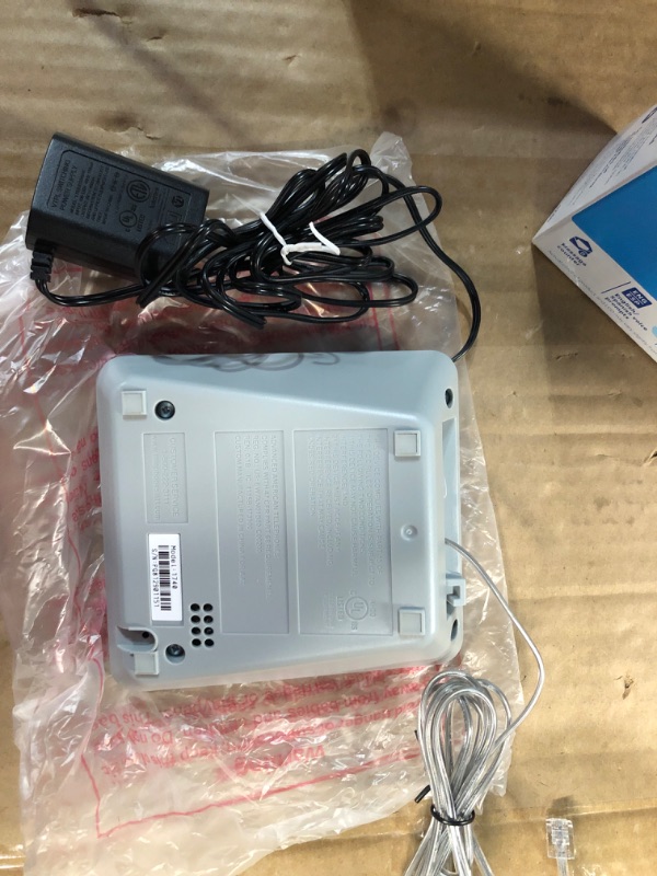 Photo 1 of 1740 Digital Answering Machine with Time/Day Stamp