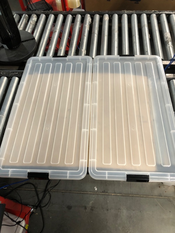 Photo 4 of (USED/MINOR DAMAGE) IRIS USA 91 Qt. Plastic Storage Container Bin with Secure Lid and Latching Buckles, 2 pack - Clear