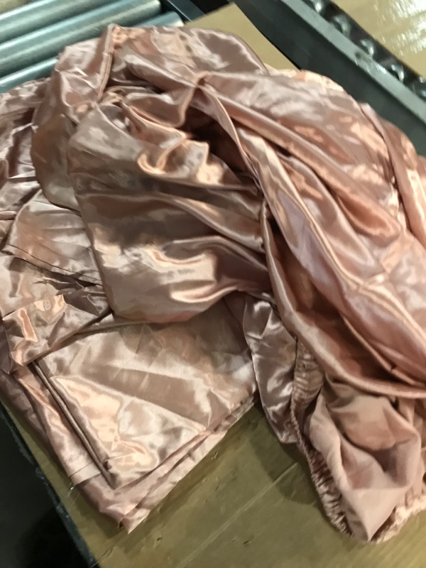 Photo 1 of Homiest 4pcs Satin Sheets Set Luxury Silky Satin Bedding Set with Deep Pocket, 1 Fitted Sheet + 1 Flat Sheet + 4 Pillowcases (Queen Size, Rose Gold)
