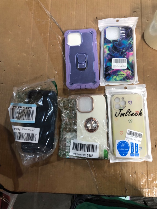 Photo 1 of ***MISCELLANEOUS NON REFUNDABLE***Assorted phone cases 