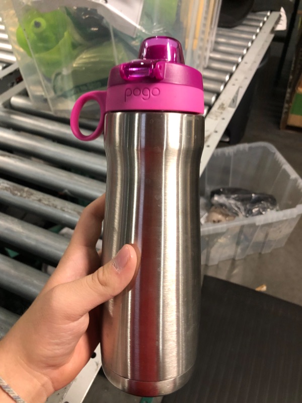 Photo 3 of * USED *
Pogo Vacuum Insulated Stainless Steel Water Bottle with Leak Proof Chug Lid and Silicone Carry Loop - 26oz Fuchsia