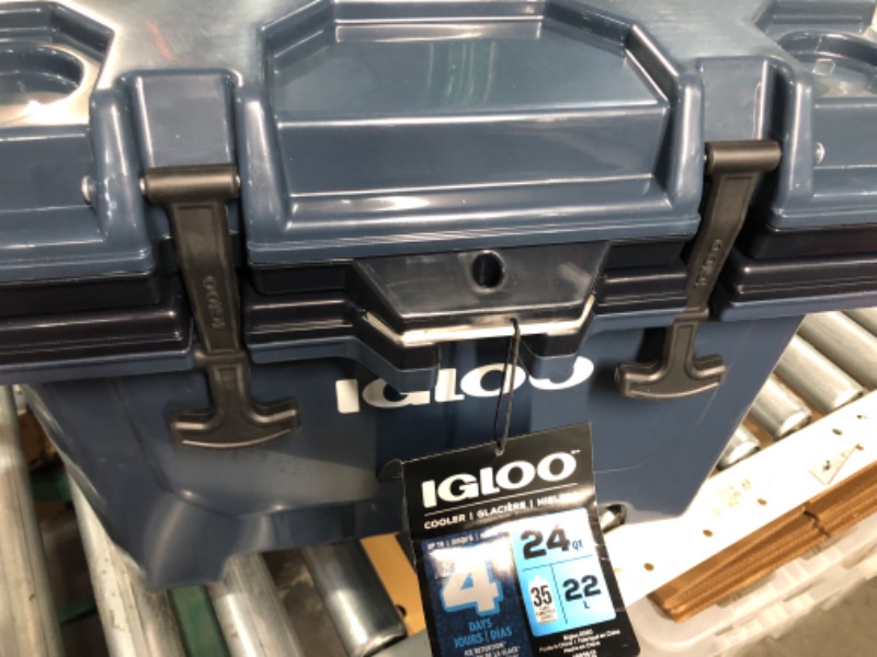 Photo 6 of Igloo 24 qt IMX Lockable Insulated Ice Chest Injection Molded Cooler Blue