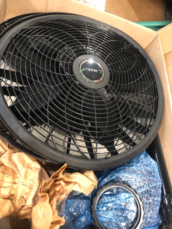 Photo 3 of **SEE NOTES**
Lasko 18" Elegance and Performance Pedestal Fan
