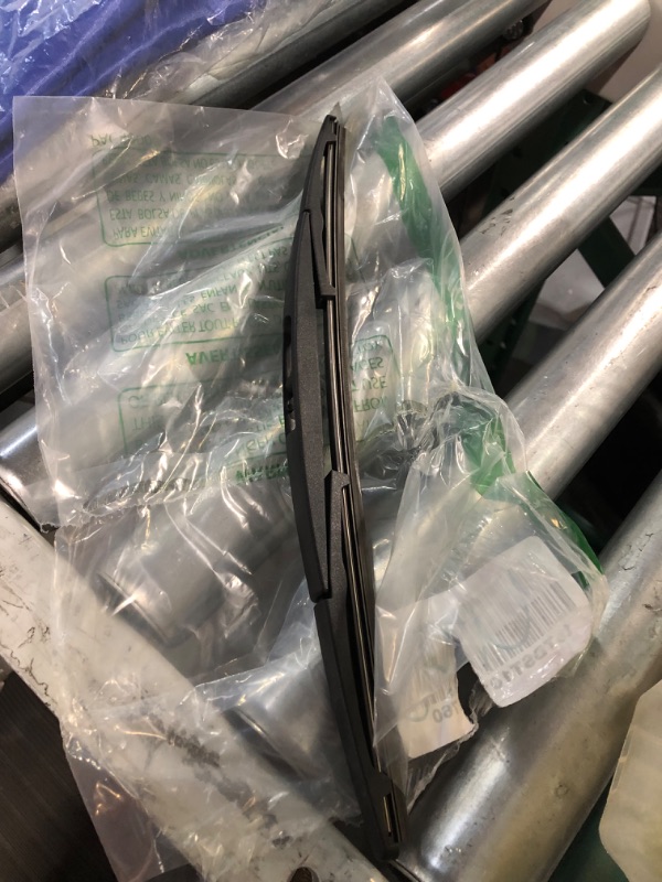 Photo 1 of Subaru Genuine SOA591R614-14" Rear Wiper Blade