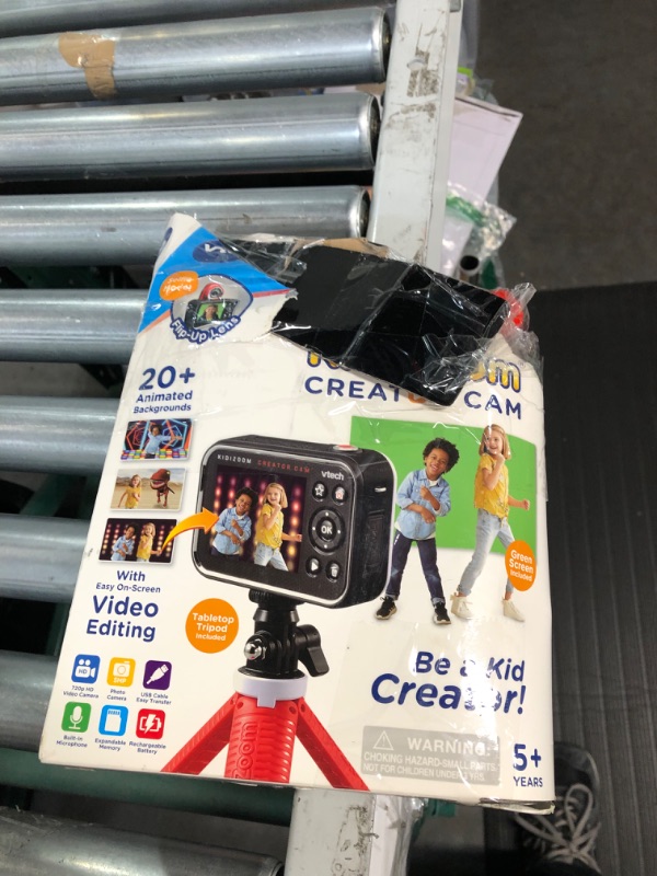 Photo 2 of (USED AND MISSING PARTS ONLY) VTech KidiZoom Creator Cam, Red