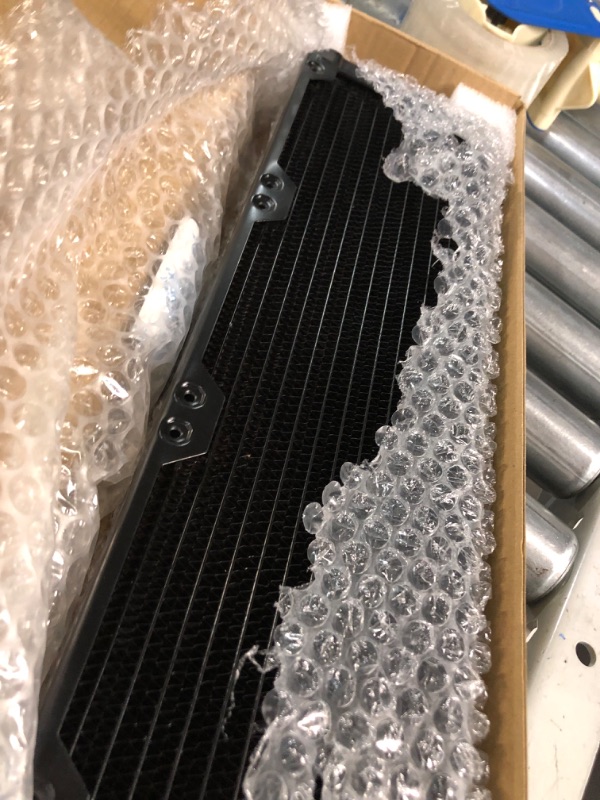 Photo 2 of Corsair Hydro X Series XR7 360mm Water Cooling Radiator