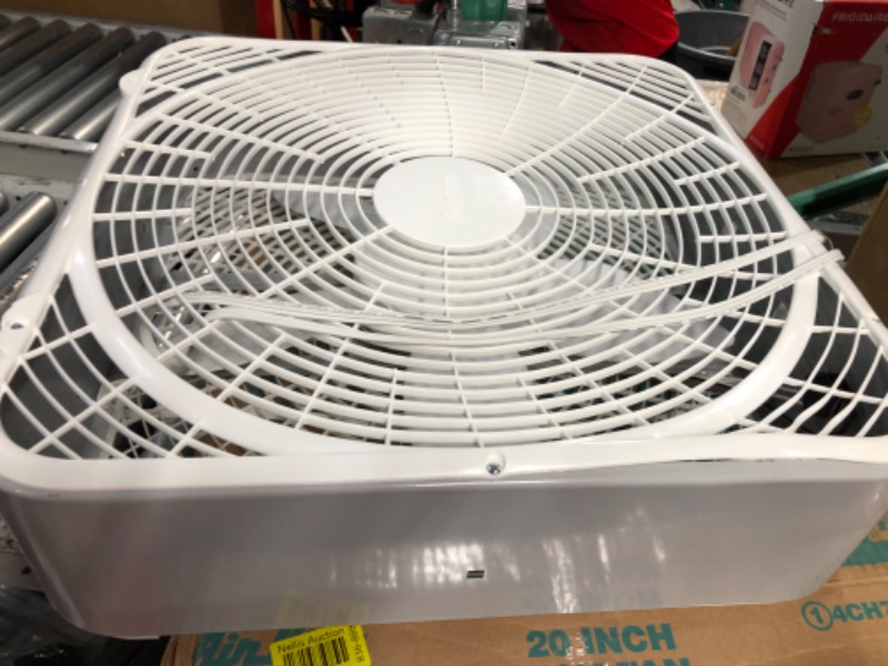 Photo 3 of **SEE NOTES**
Air King 9723 20-Inch 3-Speed Box Fan , White