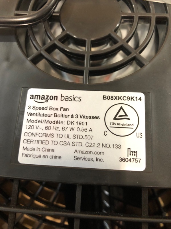 Photo 3 of *BROKEN*
Amazon Basics 3 Speed Box Fan, 20-Inch 20-inch Box Fan