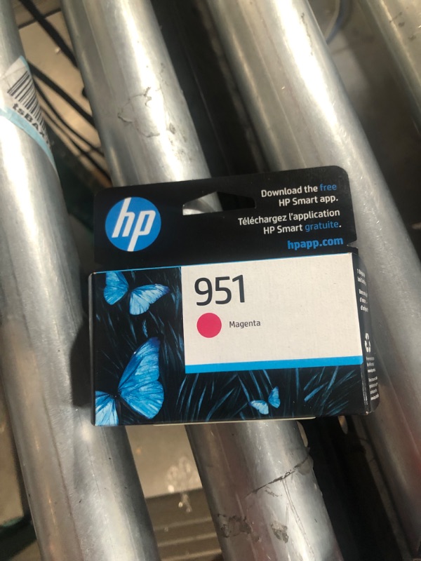 Photo 2 of HP (HP 951) Ink Cartridge 700 Page Yield Magenta