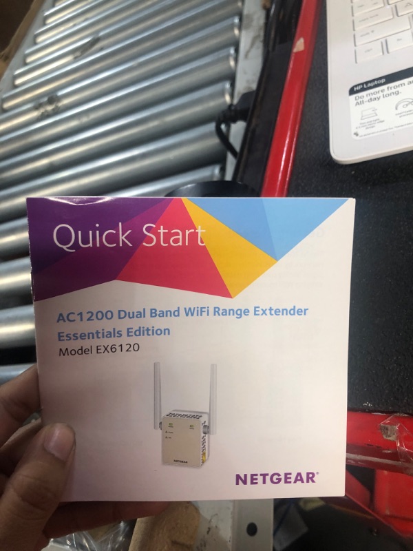 Photo 2 of * item faulty * sold for parts *
NETGEAR Wi-Fi Range Extender EX6120 - Coverage Up to 1500 Sq Ft and 25 Devices 
