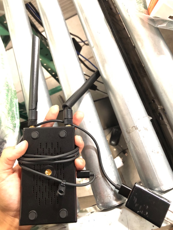 Photo 1 of RX Only, Wireless HDMI Extender Receiver, Up to 1 TX to 4 RX Connections, Max Line-of-Sight Transmission Distance 1 TX to 1 RX (250m), 1 TX to 2 RX (230m), 1 TX to 3 RX (210m), 1 TX to 4 RX (190m)