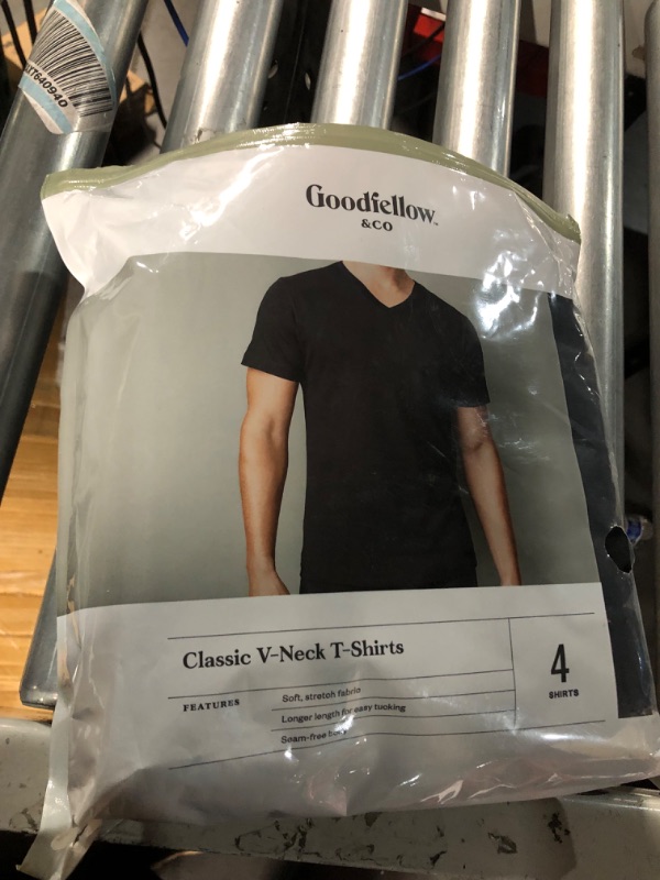 Photo 1 of CLASSIC V-NECK SHIRTS - 4PACK