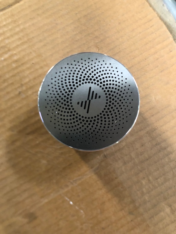 Photo 2 of A2 LENRUE Portable Wireless Bluetooth Speaker (Rose Gold)