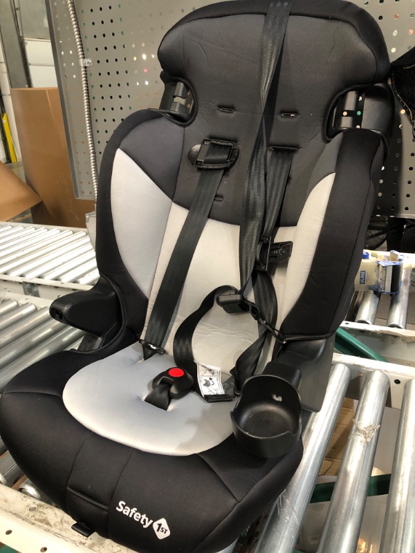 Photo 3 of **USED BUT GOOD CONDITION** Safety 1st Grand 2-in-1 Booster Car Seat 40-120 pounds, Black Sparrow
