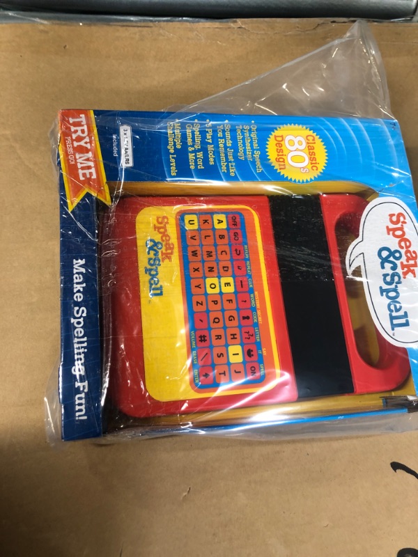 Photo 3 of Basic Fun Speak & Spell Electronic Game