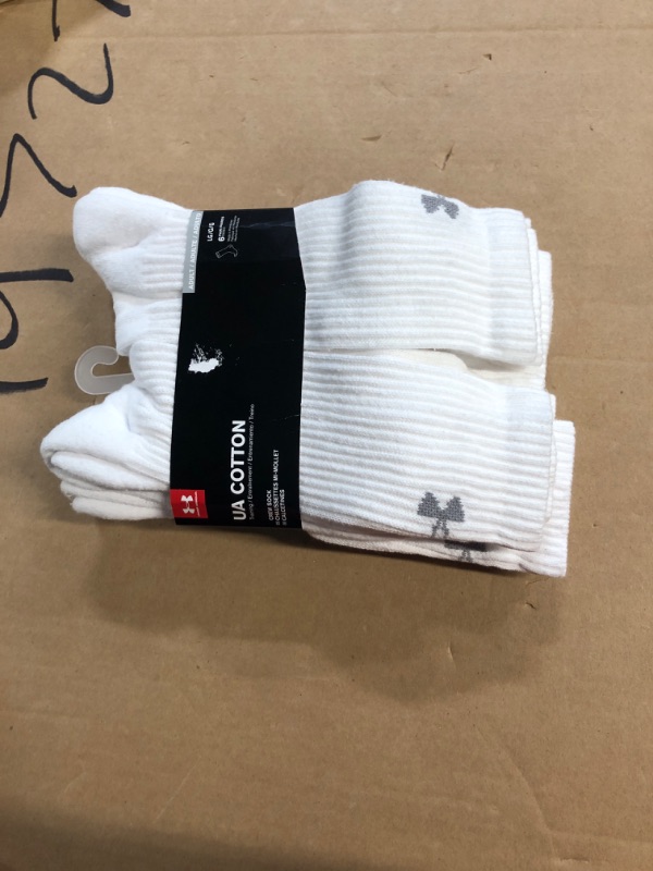 Photo 2 of Under Armour Crew Socks (Large, 6pairs)