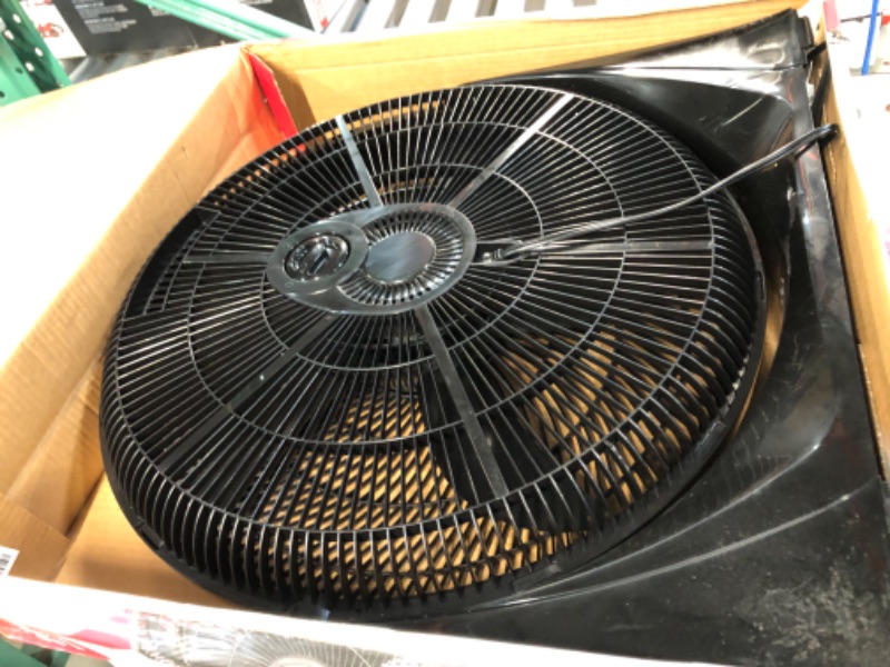 Photo 3 of **UNABLE TO TEST**
Utilitech 20-in 3-Speed Air Circulator | FB50-17H