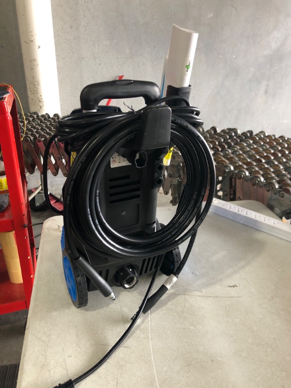 Photo 3 of **READ NOTES BLOW*Electric Pressure Washer 3500 Max PSI 2.5 GPM High Pressure Washer with 4 Interchangeable Nozzles 25 FT Hose Reel and Foam Box Electric Power Washer for Home Cars Fences Patios Driveways Blue