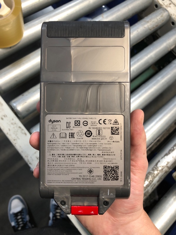 Photo 2 of (READ FULL POST) V11 V15 4500mAh Battery Replacement for Dyson V15 Detect Total Clean, V15 Detect Absolute Extra, V15s Detect Submarine, V11 Click-In Type (2020), 970425-01, 970938-01, SV15, SV16, SV17, SV18, SV22
