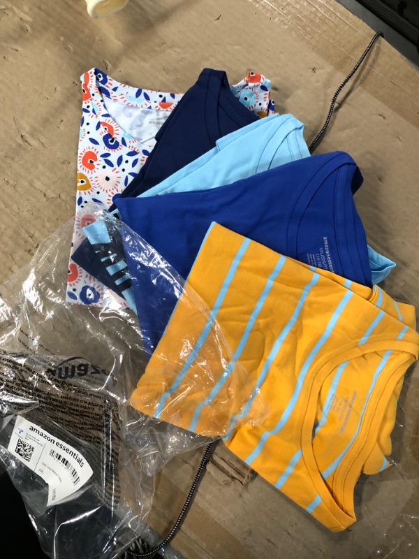 Photo 1 of Amazon Essentials Girls and Toddlers' Long-Sleeve T-Shirts, Multipacks 5 Blue/Dot Floral XX-Large