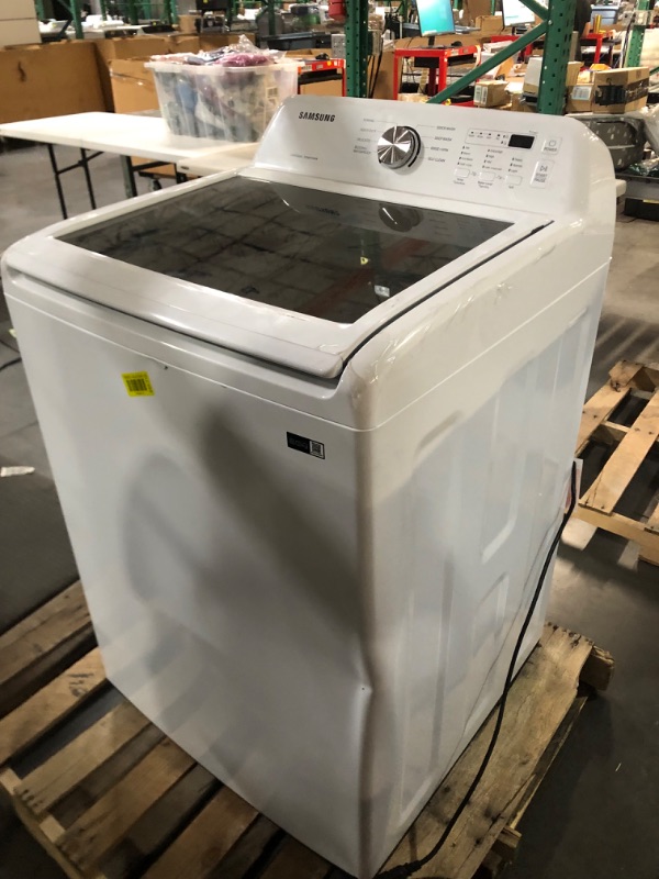 Photo 3 of 4.5 cu. ft. Top Load Washer with Vibration Reduction Technology+ in White