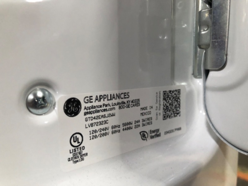 Photo 6 of DENTED**GE® 7.2 cu. ft. Capacity aluminized alloy drum Electric Dryer