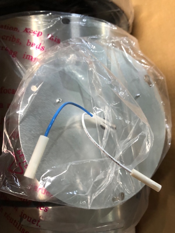 Photo 1 of ***MISSING LIGHT COVER - OTHER PARTS LIKELY MISSING AS WELL - UNTESTED***
Harbor Breeze Quonta Brushed Nickel 52-in LED Indoor Flush Mount Ceiling Fan (5-Blade)