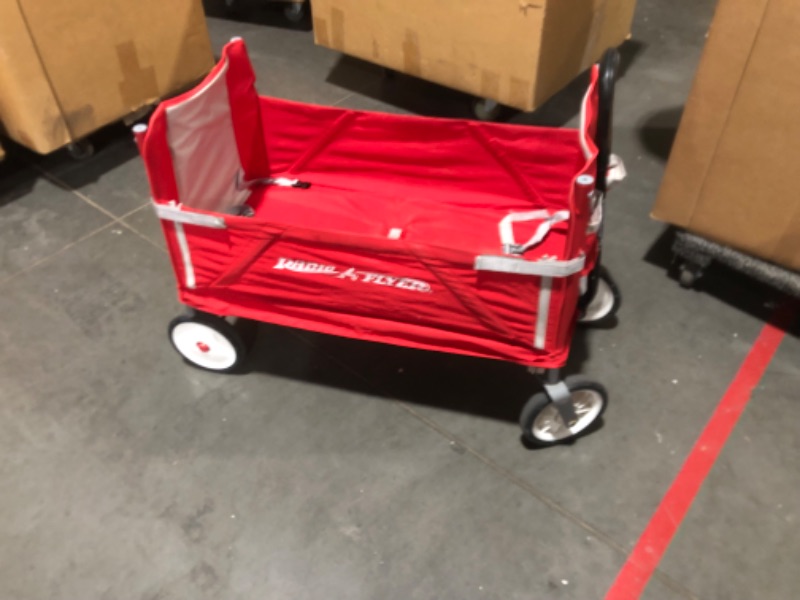 Photo 6 of ***USED AND DIRTY - MINOR DAMAGE - SEE PICTURES***
Radio Flyer 3-in-1 EZ Folding Wagon Ride Red