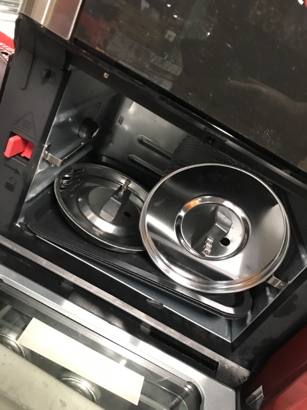 Photo 3 of (USED AND FOR PARTS ONLY) Instant Vortex Plus Air Fryer Oven 7 in 1 with Rotisserie, with 6-Piece Pyrex Littles Cookware