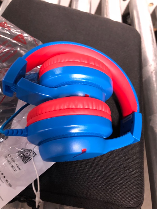 Photo 4 of iClever HS19 Kids Headphones with Microphone Blue M