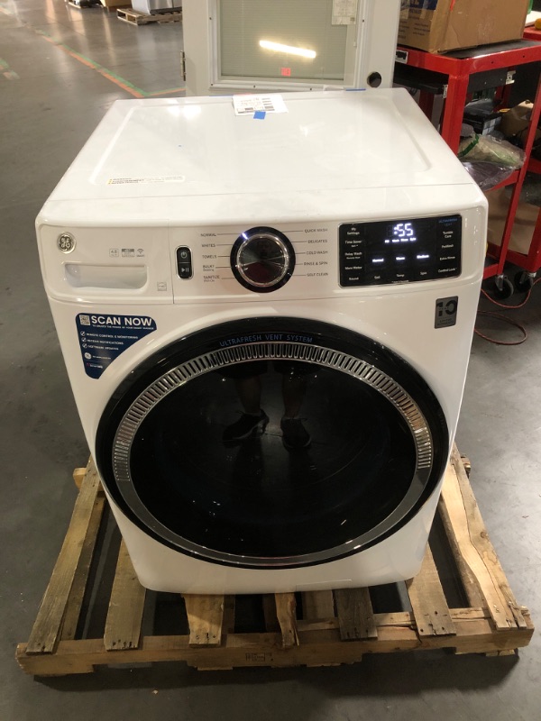 Photo 3 of GE® 4.8 cu. ft. Capacity Smart Front Load ENERGY STAR® Washer with UltraFresh Vent System with OdorBlock™ and Sanitize w/Oxi